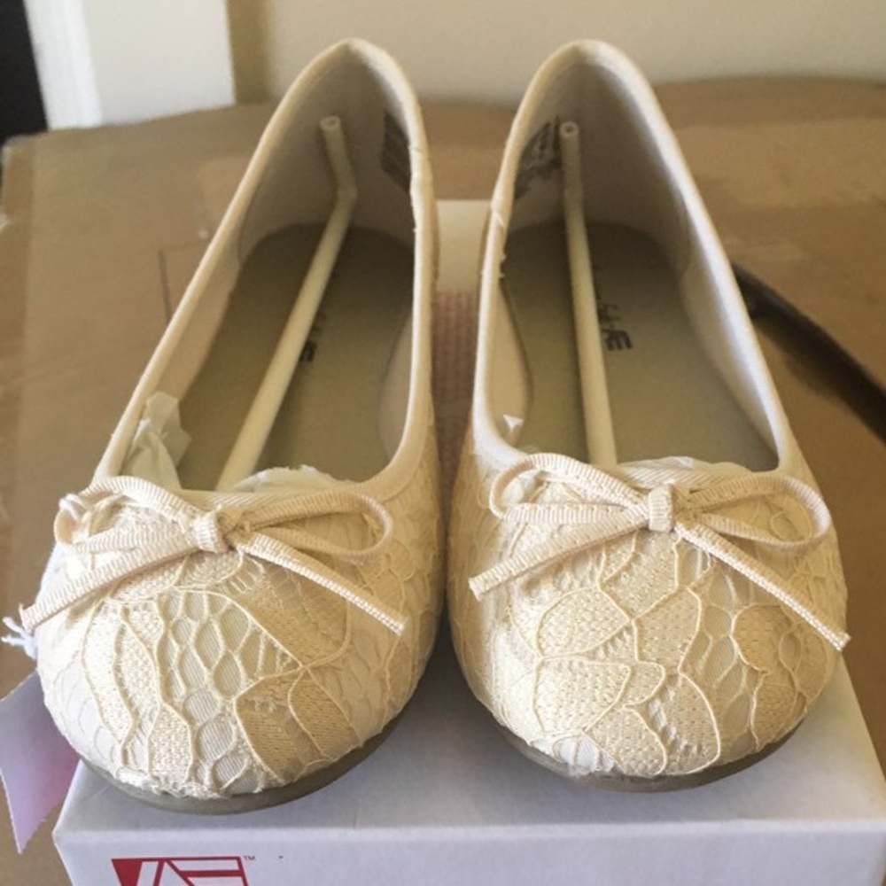 Cream lace flats